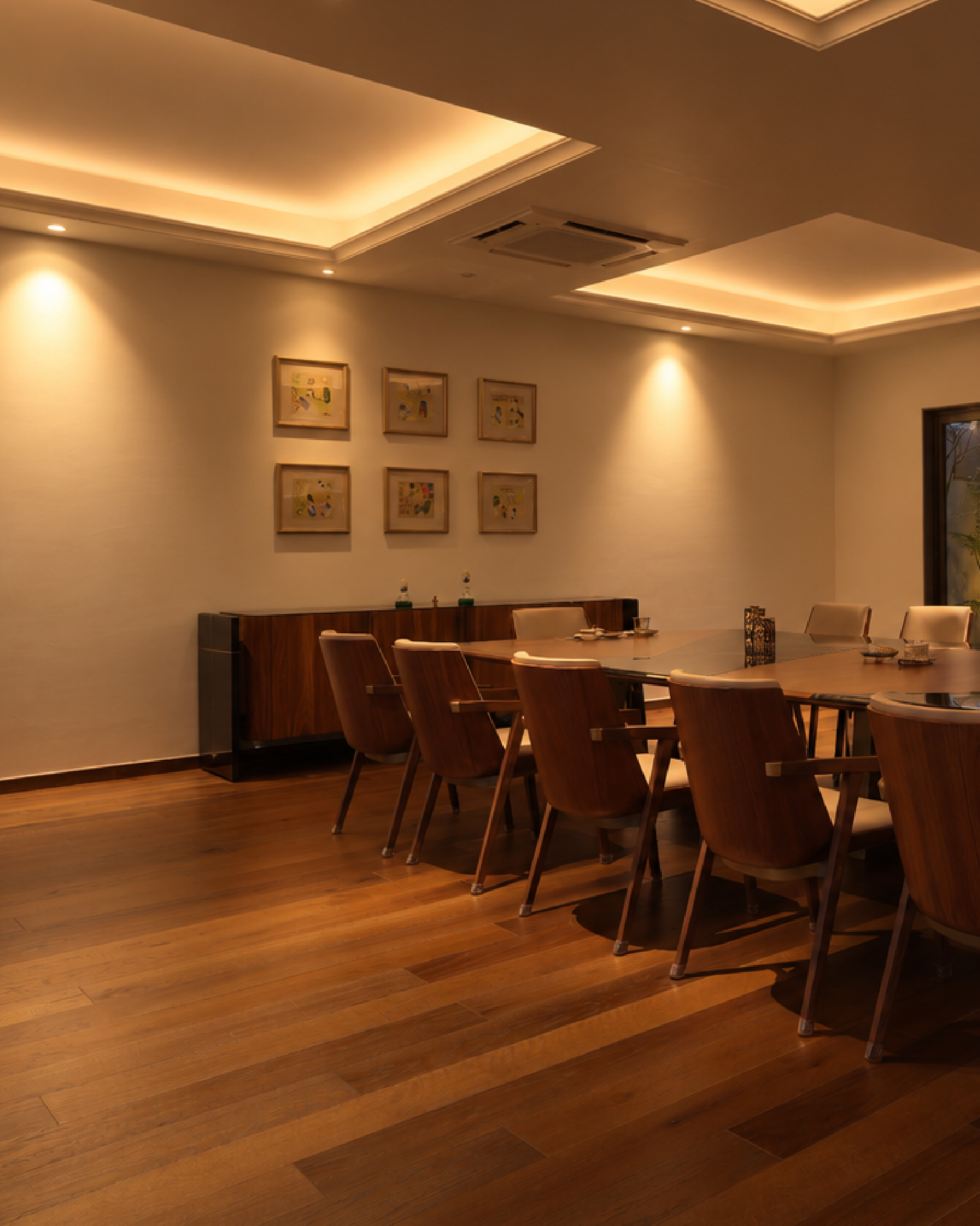 The Luxury Dining Room in India: Table, Chairs & More | Racconti